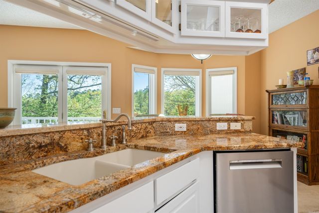 6 Navegar Trace, Hot Springs Village, AR 71909