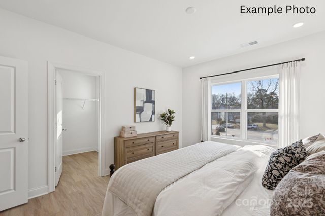 5391 Toano Road, Charlotte, NC 28215