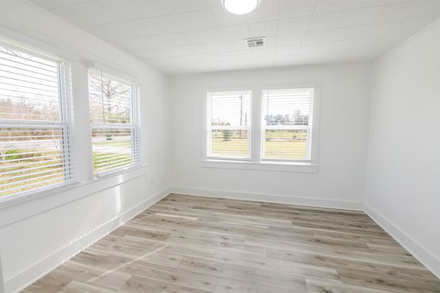 5543 Bayou Black Dr, Gibson, LA 70356