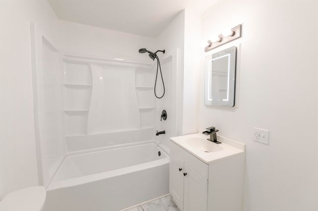 5543 Bayou Black Dr, Gibson, LA 70356