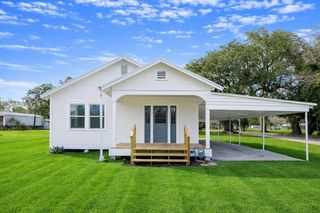 5543 Bayou Black Dr, Gibson, LA 70356