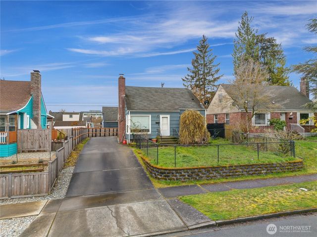 3120 S 17th Street, Tacoma, WA 98405