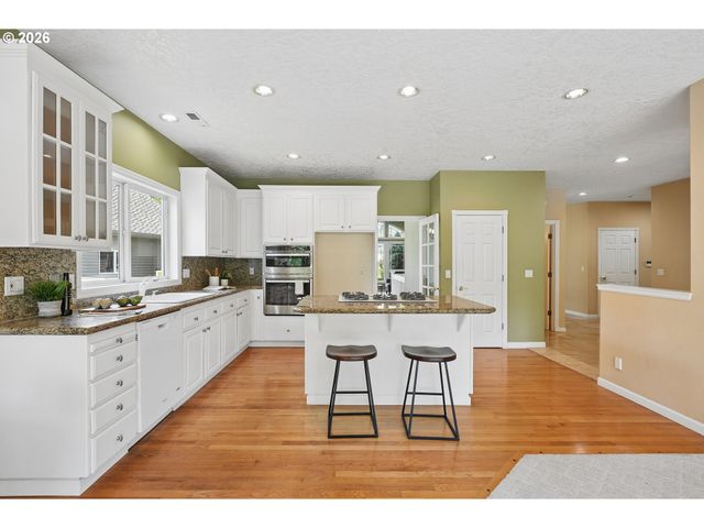 1231 Nw MAYFIELD Rd, Portland, OR 97229