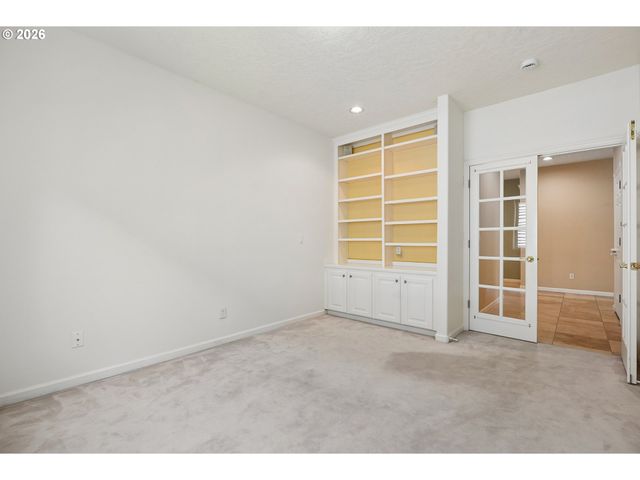 1231 Nw MAYFIELD Rd, Portland, OR 97229