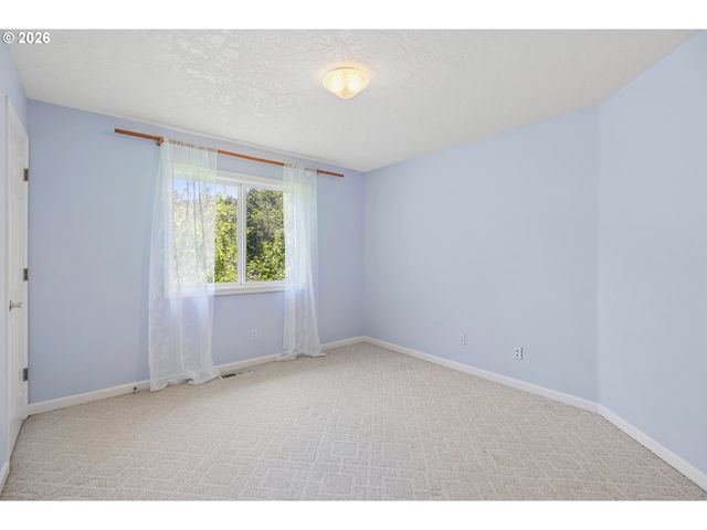 1231 Nw MAYFIELD Rd, Portland, OR 97229