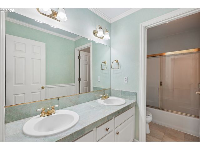1231 Nw MAYFIELD Rd, Portland, OR 97229