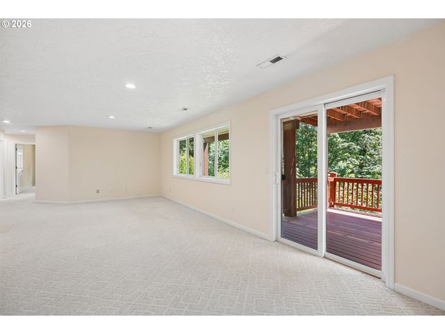 1231 Nw MAYFIELD Rd, Portland, OR 97229