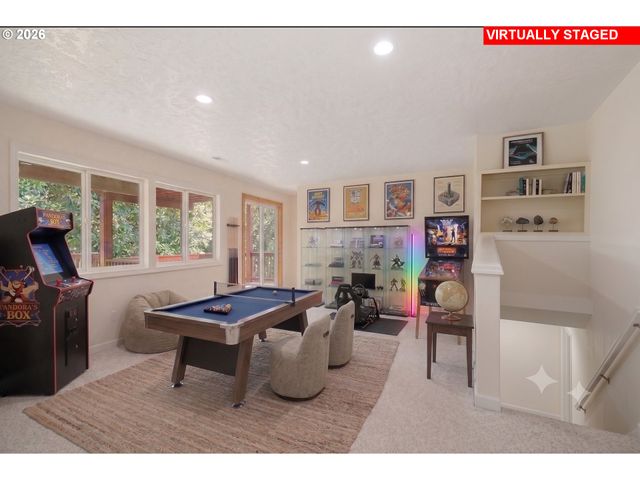 1231 Nw MAYFIELD Rd, Portland, OR 97229