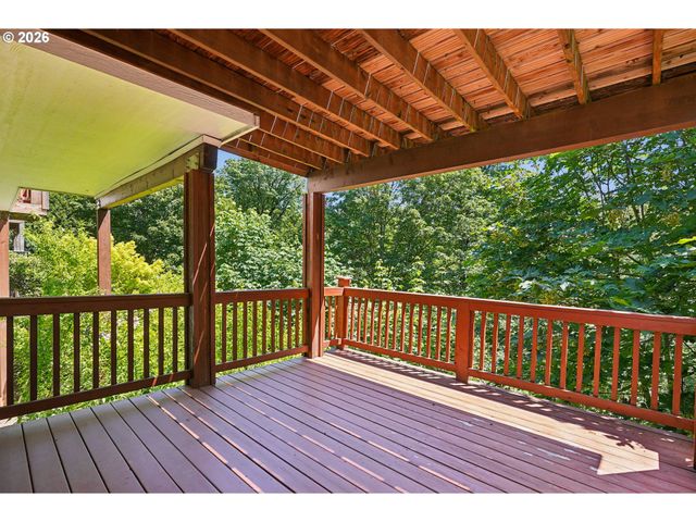 1231 Nw MAYFIELD Rd, Portland, OR 97229