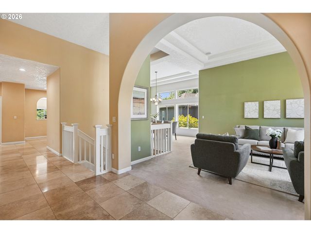 1231 Nw MAYFIELD Rd, Portland, OR 97229