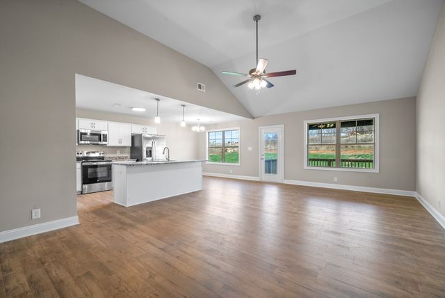 5 Echo Ridge, Oak Grove, KY 42262