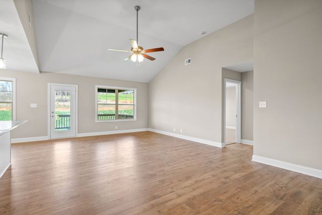5 Echo Ridge, Oak Grove, KY 42262