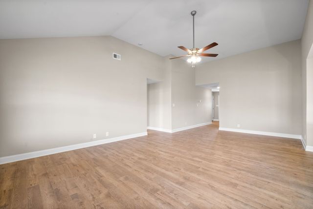 5 Echo Ridge, Oak Grove, KY 42262