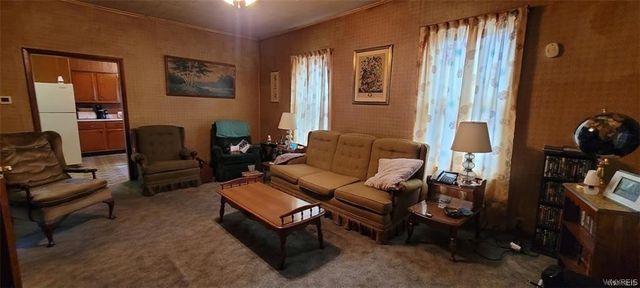 1016 Elm Street, Shelby, NY 14103