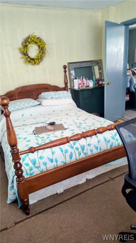 1016 Elm Street, Shelby, NY 14103