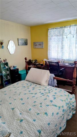 1016 Elm Street, Shelby, NY 14103