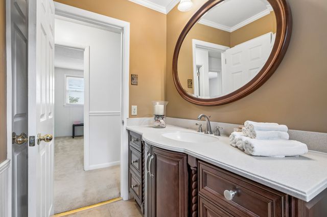 229 Grandview Dr, Old Hickory, TN 37138