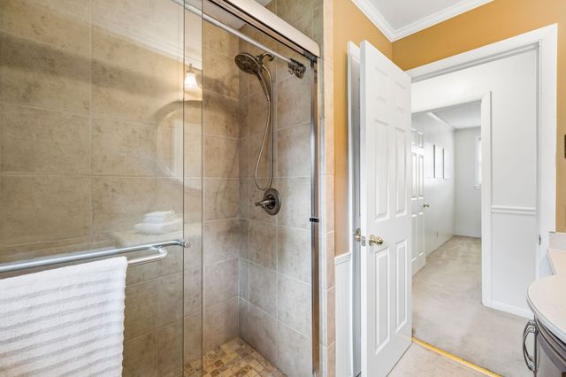 229 Grandview Dr, Old Hickory, TN 37138