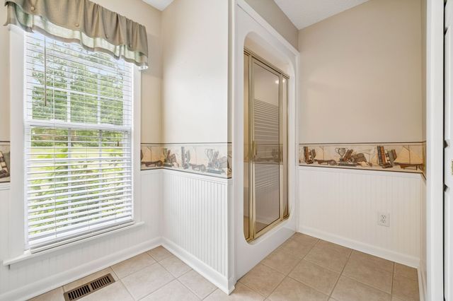 229 Grandview Dr, Old Hickory, TN 37138