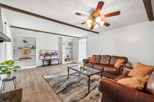 229 Grandview Dr, Old Hickory, TN 37138