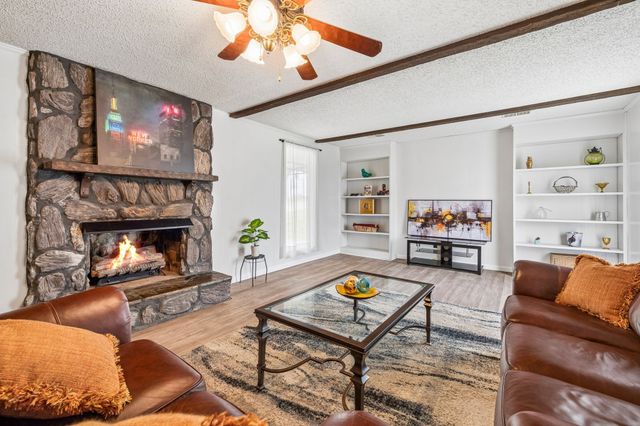 229 Grandview Dr, Old Hickory, TN 37138
