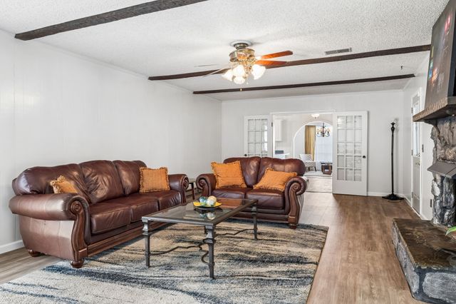 229 Grandview Dr, Old Hickory, TN 37138