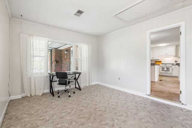 229 Grandview Dr, Old Hickory, TN 37138