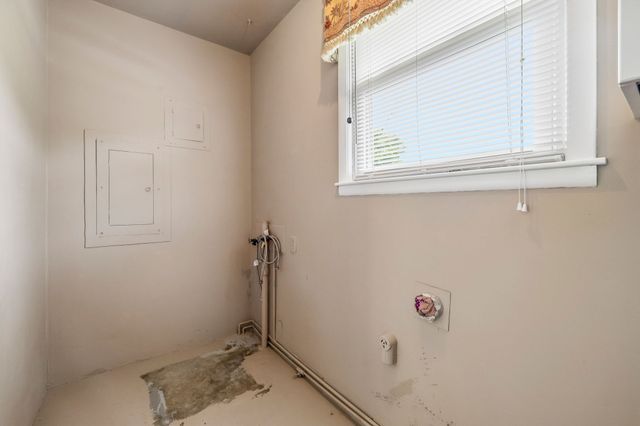 229 Grandview Dr, Old Hickory, TN 37138