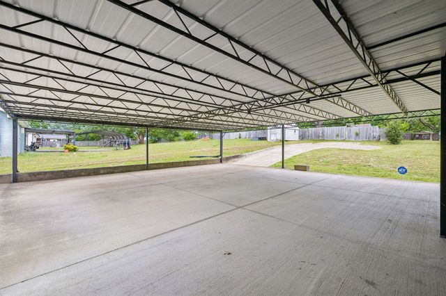 229 Grandview Dr, Old Hickory, TN 37138