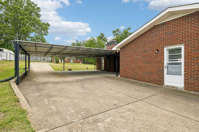 229 Grandview Dr, Old Hickory, TN 37138
