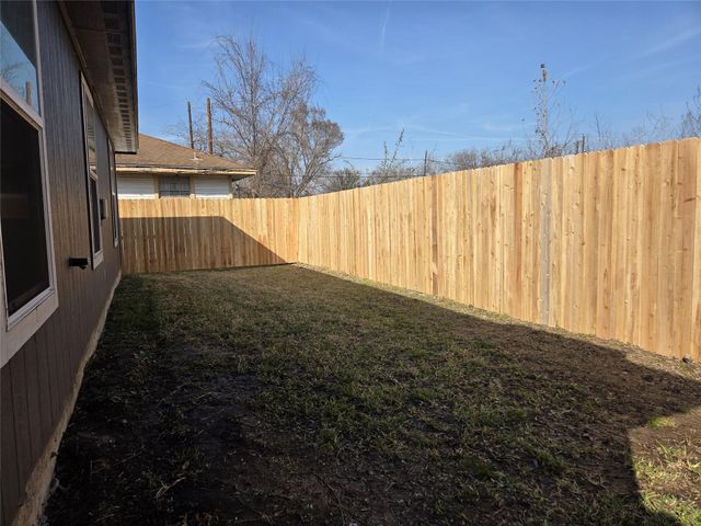 6202 N Wayside Drive, Houston, TX 77028