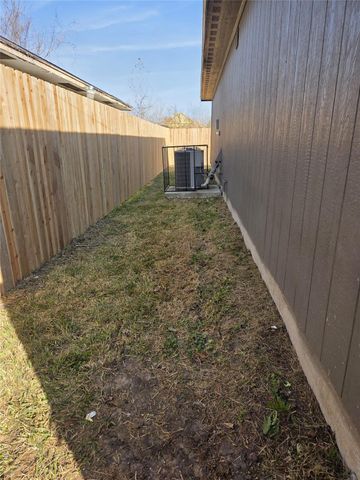 6202 N Wayside Drive, Houston, TX 77028