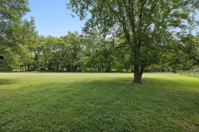 934 Old Rome Pike, Lebanon, TN 37087