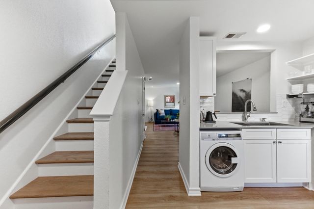 2605 Enfield RD 218, Austin, TX 78703