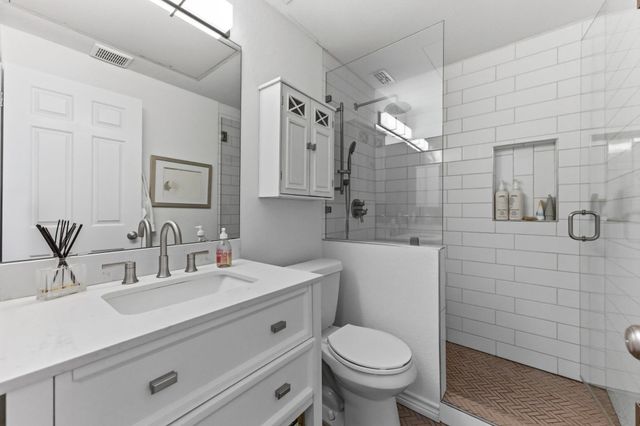 2605 Enfield RD 218, Austin, TX 78703