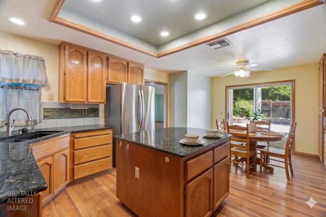 11557 Bear Valley Ct, Gold River, CA 95670