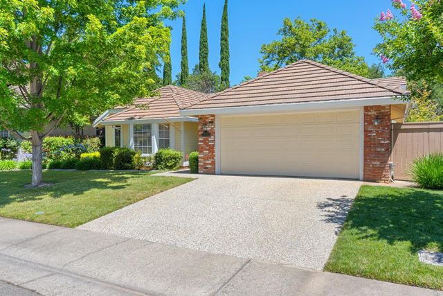 11557 Bear Valley Ct, Gold River, CA 95670