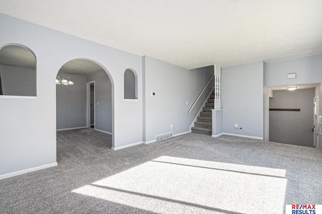 3514 Lynnwood Drive, Bellevue, NE 68123