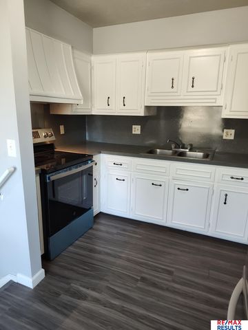 3514 Lynnwood Drive, Bellevue, NE 68123