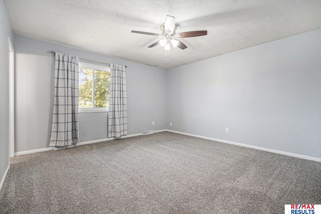 3514 Lynnwood Drive, Bellevue, NE 68123