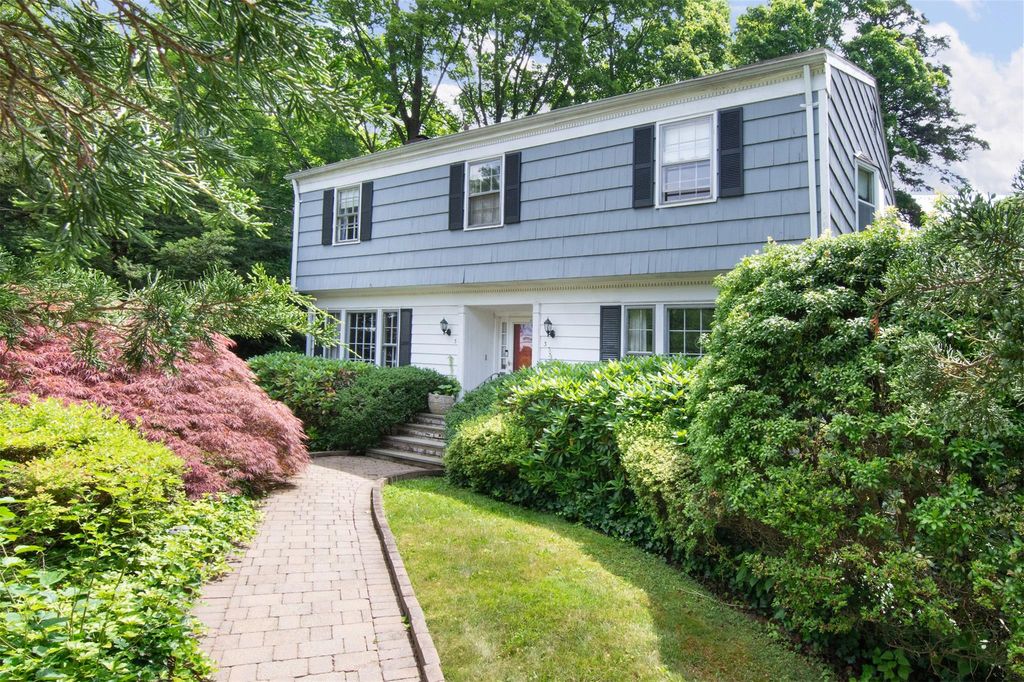 3 Little Lane, White Plains, NY 10605
