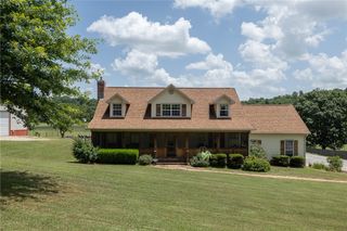 2914 S Barrington Road, Tontitown, AR 72762