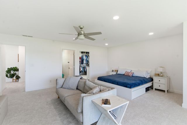 7611 S Indian Lake Drive, Brady Twp, MI 49097