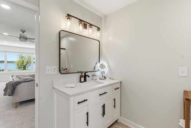 7611 S Indian Lake Drive, Brady Twp, MI 49097