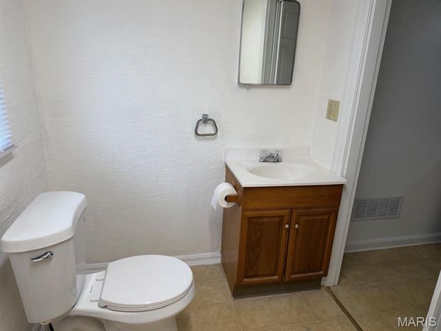 612 S 21st Street, Belleville, IL 62226