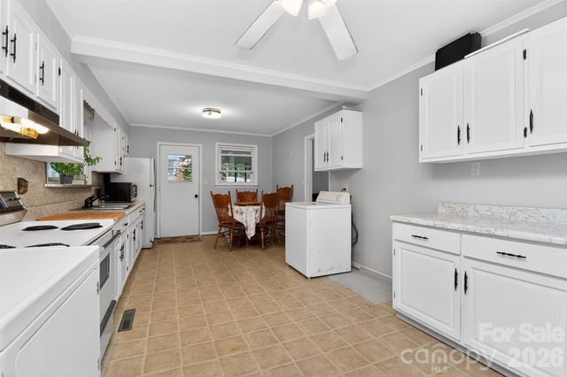 2122 Englewood Street, Kannapolis, NC 28083