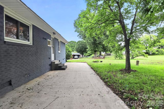 2122 Englewood Street, Kannapolis, NC 28083