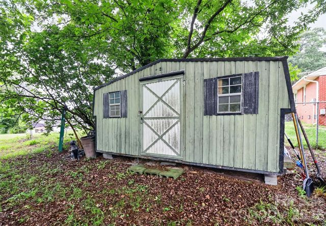 2122 Englewood Street, Kannapolis, NC 28083