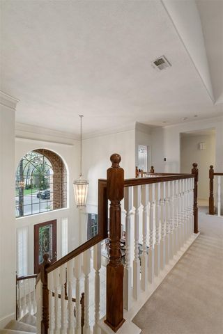 2 Lenox Hill Drive, The Woodlands, TX 77382