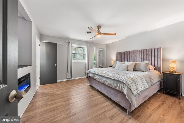 541 MOUNTAIN VIEW RD, Nazareth, PA 18064
